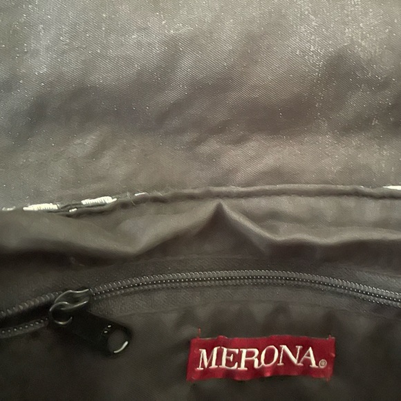 Merona Clutch - Picture 3 of 4